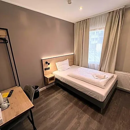 Jj Hannover-city-pension 3*